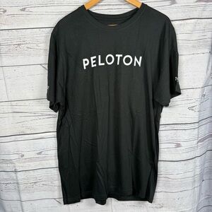 Peloton Men's T-Shirt Black Size XL